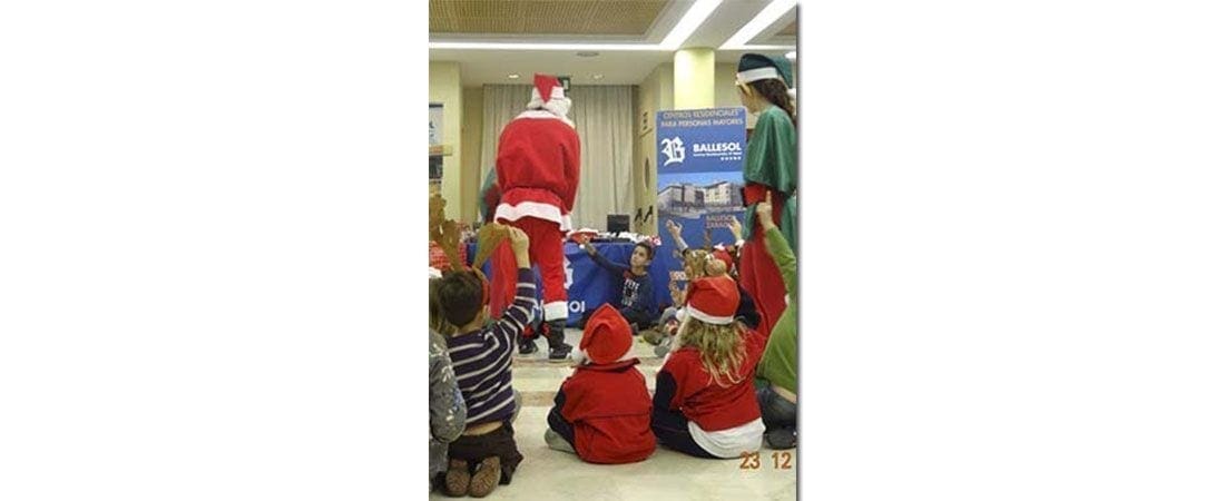 fiesta de navidad en ballesol zaragoza,