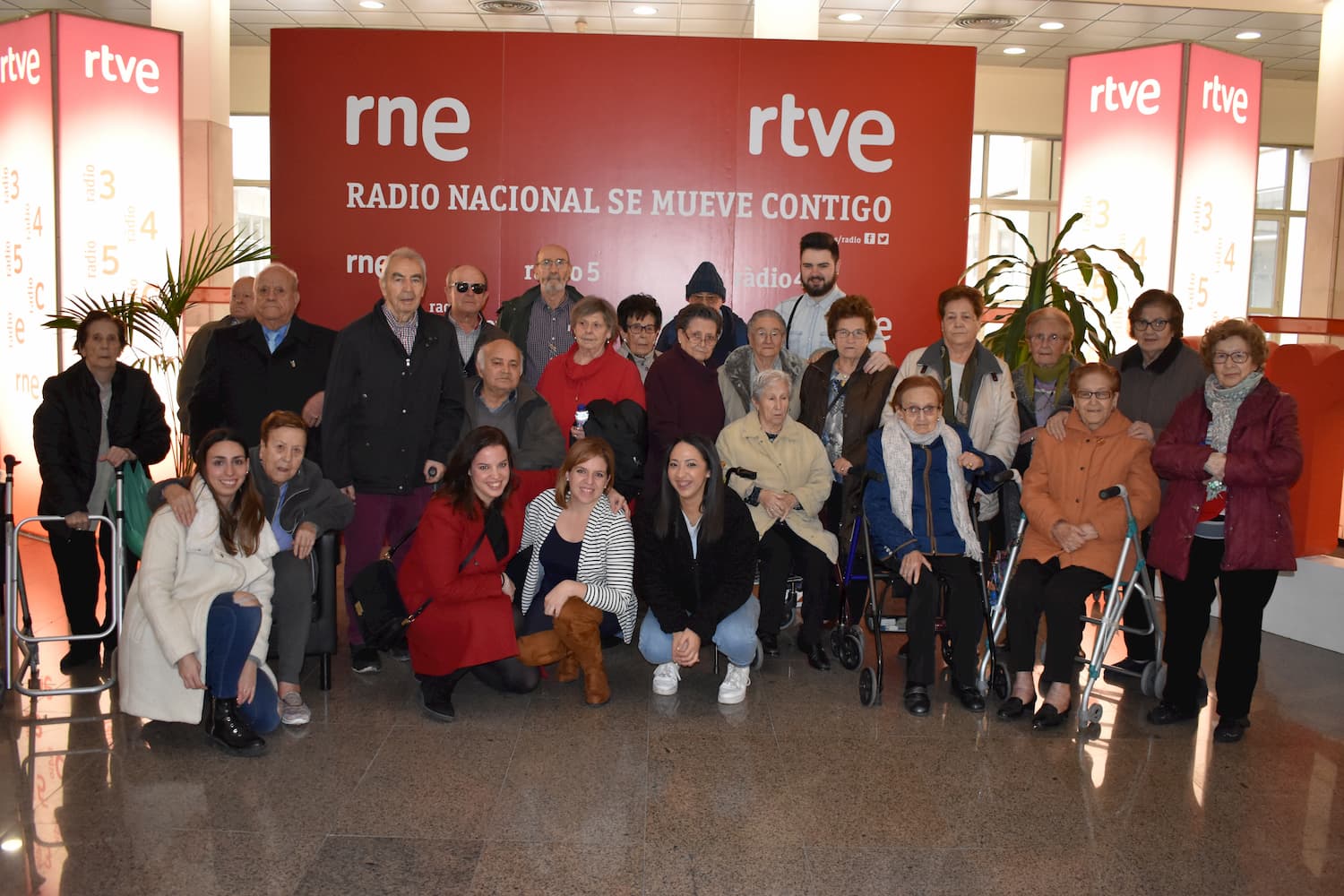 residencias de ancianos privadas celebran dia de la radio